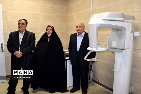 بهره‌برداری از دستگاه رادیولوژی بخش دندان‌پزشکی OPG در درمانگاه فرهنگیان منطقه ۱۴