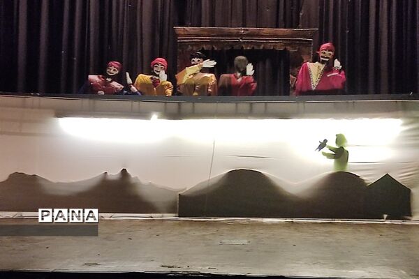 اجرای نمایش عروسکی « تیر و عطش » در ابرکوه