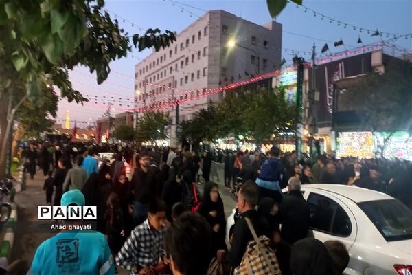 خیابان‌های منتهی به حرم مطهر در روز شهادت امام رضا علیه‌السلام