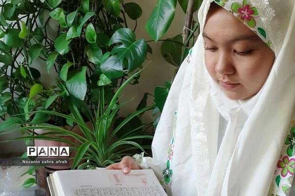 برگزاری طرح ۱۴  ختم قرآن کریم در دبستان حضرت زهرا(س) رودهن