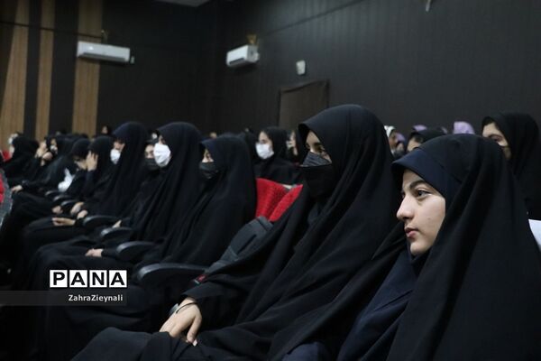 برگزاری اولین یادواره شهدای مدافع حرم در شهرستان اقلید