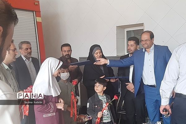 تقدیر از آتش‌نشانان در روز آتش‌نشانی  توسط مسئولان رودهن