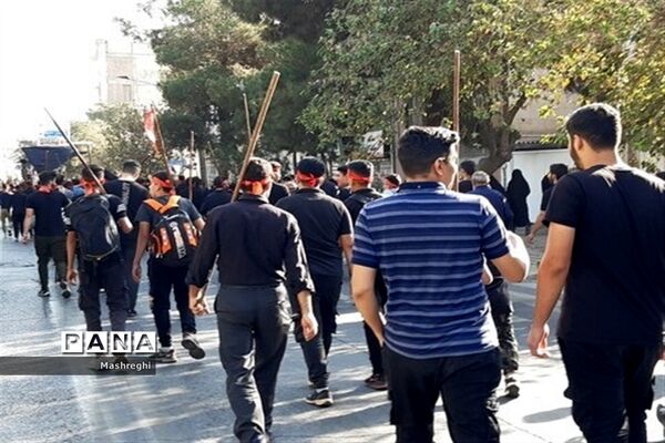 کاروان پیاده وارثان حماسه خونین اردهال رهسپار مشهد اردهال کاشان شد