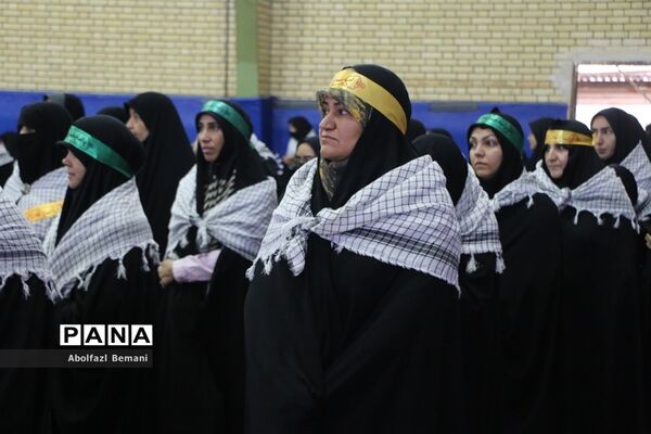 صبحگاه مشترک بسیج فرهنگیان قم به مناسبت هفته دفاع مقدس