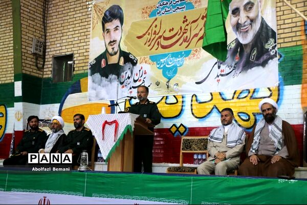 صبحگاه مشترک بسیج فرهنگیان قم به مناسبت هفته دفاع مقدس