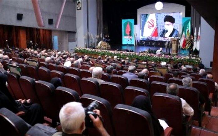 تقدیر از رزمندگان هشت سال دفاع مقدس