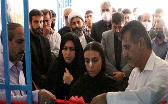 هنرستان زنده‌یاد زارع روستای بنه گز تنگستان افتتاح شد