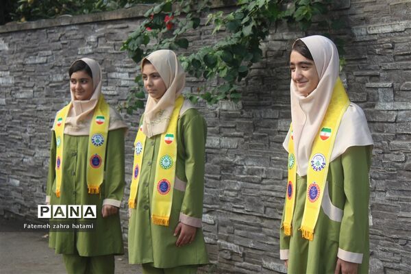آیین شور عاطفه‌ها با شعار «با هم مشق مهربانی بنویسیم» در گیلان