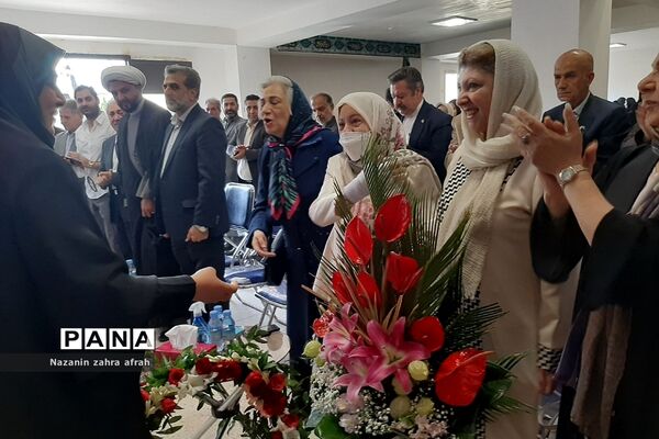 بازگشایی مدرسه خیرساز مهرآفرین در روستای مهرآباد رودهن