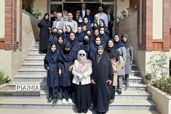 بازگشایی مدرسه خیرساز مهرآفرین در روستای مهرآباد رودهن