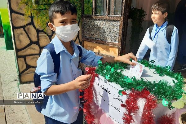 برگزاری جشن عاطفه‌ها در مدارس رودهن