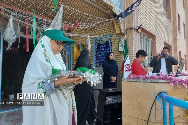 جشن عاطفه‌ها در مدارس فشافویه