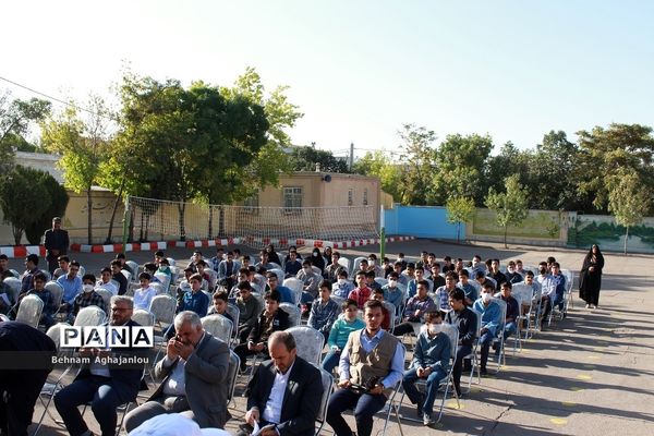 شور عاطفه‌ها در زنجان