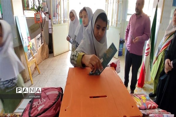 پویش شور عاطفه‌ها دبستان دخترانه حجاب  باقرشهر