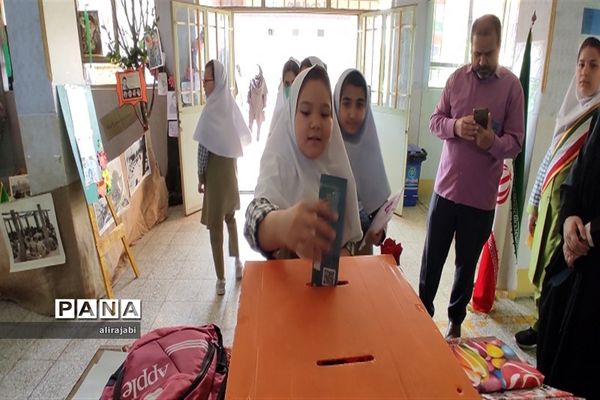 پویش شور عاطفه‌ها دبستان دخترانه حجاب  باقرشهر