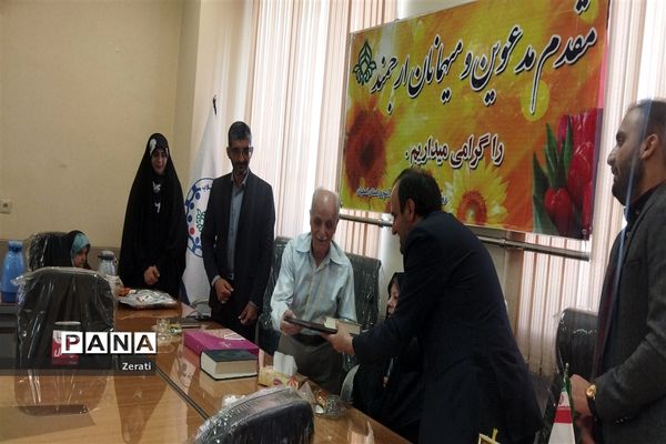 مراسم تجلیل از دانش‌آموزان خبرنگاران  عضو خبرگزاری پانای استان اصفهان