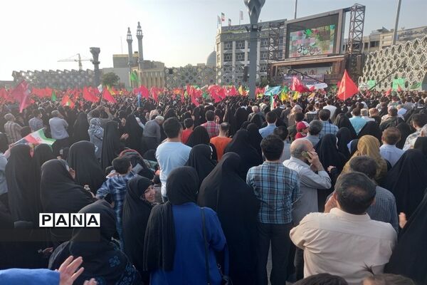 اجتماع بزرگ مردمی بیعت با امام زمان(عج)