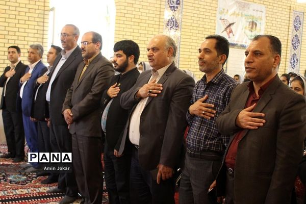 حضور رئیس سازمان دانش‌آموزی استان فارس در مراسم شور عاطفه‌ها