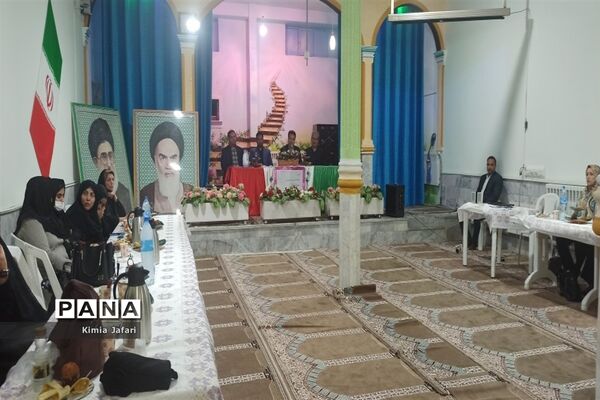 اولین جلسه شورای دبیران دبیرستان شاهد مطهره، کاشمر