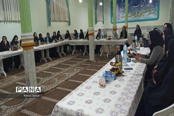 اولین جلسه شورای دبیران دبیرستان شاهد مطهره، کاشمر