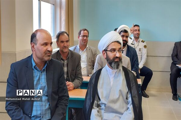 افتتاح مدرسه خیرساز در مسکن مهر قائمیه نایین