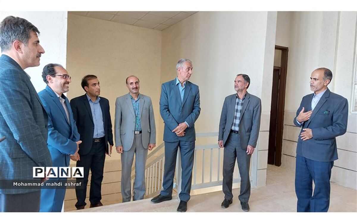 نیاز بزرگترین سالن ورزشی شهرستان نایین به تجهیزات ورزشی