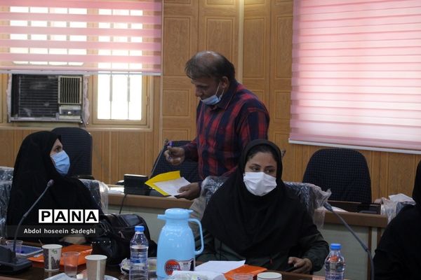 جلسه همه گروه‌های آموزشی درس تربیت‌بدنی آموزش و پرورش استان بوشهر