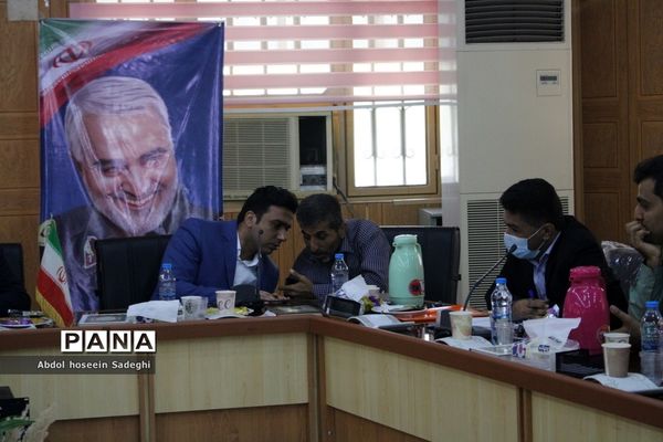 جلسه همه گروه‌های آموزشی درس تربیت‌بدنی آموزش و پرورش استان بوشهر