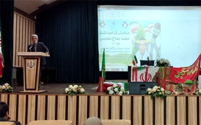 دانش‌آموزان هنوز تحت تاثیر فضای مجازی هستند