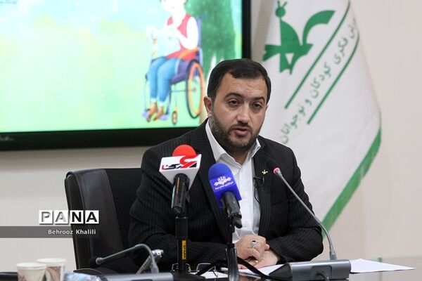 نشست خبری هفته ملی و روز جهانی کودک