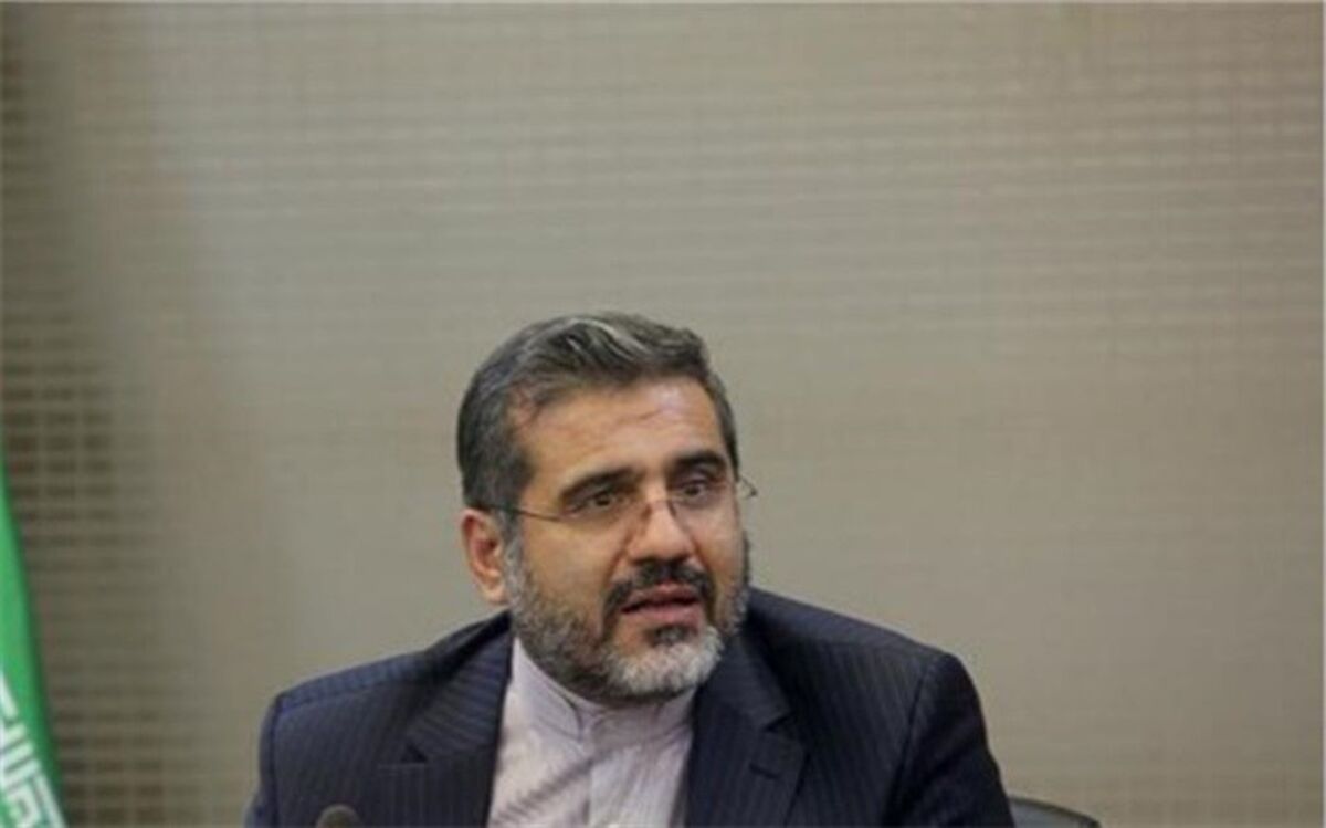 وزیر ارشاد: آغوش دولت به‌روی همه هنرمندان باز است