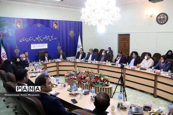 آیین تکریم و معارفه مدیرکل آموزش و پرورش استان سمنان