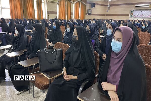 برپایی کرسی آزاد اندیشی در دبیرستان دخترانه شاهد رضوان ناحیه یک اهواز