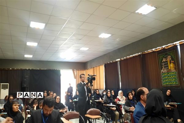 برگزاری جشنواره نوآوری در فرآیند آموزش و یادگیری