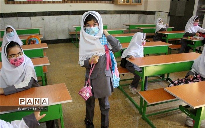 نوری: در برخی روستاها برای یک دانش‌آموز هم یک معلم می‌فرستیم