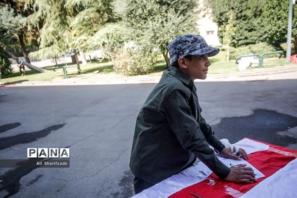 کارگاه‌های مهارت‌آموزی ویژه دانش‌آموزان در حاشیه نماز جمعه تهران