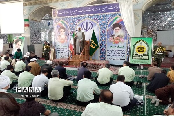 حضور مدافعان امنیت در نماز جمعه، کاشمر