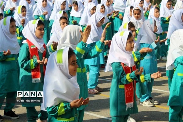 مراسم آغاز امامت امام زمان در دبستان شهیدان حجازی گلوگاه