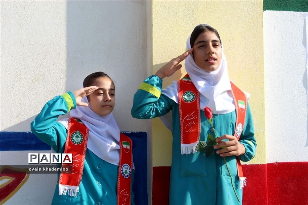 مراسم آغاز امامت امام زمان در دبستان شهیدان حجازی گلوگاه