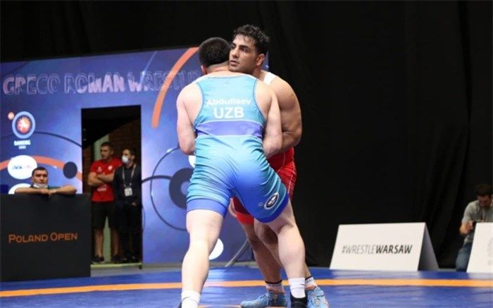 باشگاه فولاد خوزستان هشت کشتی‌گیر فرنگی را به خدمت گرفت