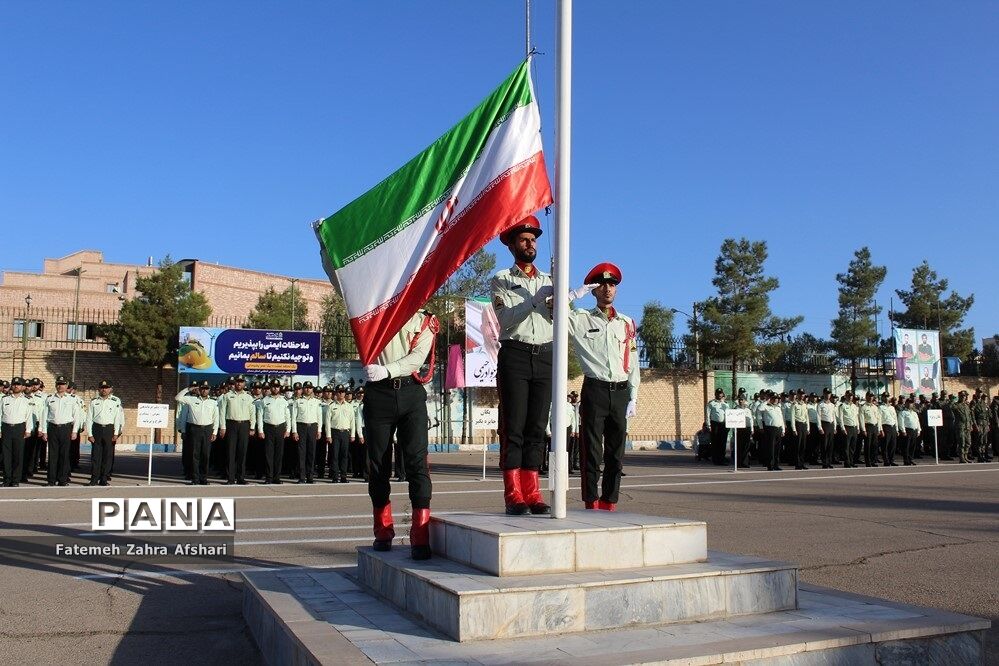 صبحگاه مشترک یگان‌های نمونه نیروهای مسلح استان سمنان