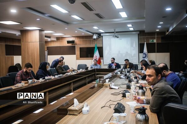 نشست خبری معاون اتاق ایران