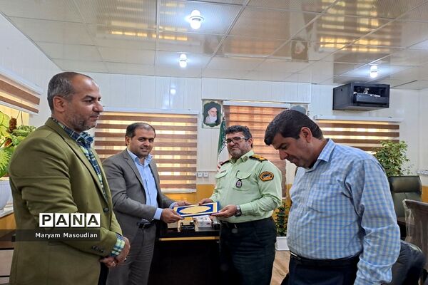 دیدار مدیر آموزش و پرورش شهرستان عسلویه با فرمانده نیروی انتظامی شهرستان