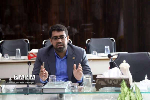 جلسه ستاد انتخابات شوراهای دانش‌آموزی مدارس استان بوشهر