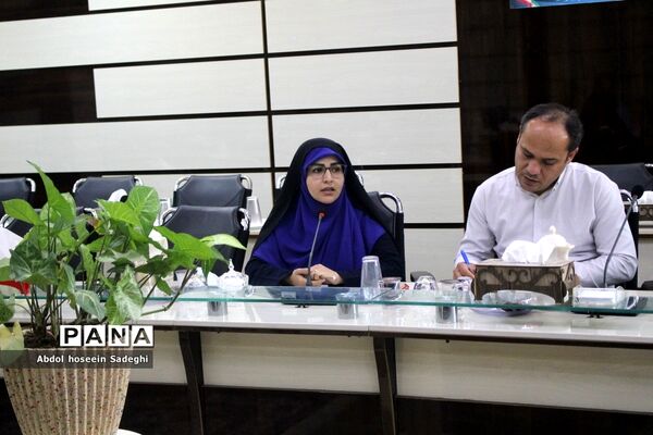 جلسه ستاد انتخابات شوراهای دانش‌آموزی مدارس استان بوشهر