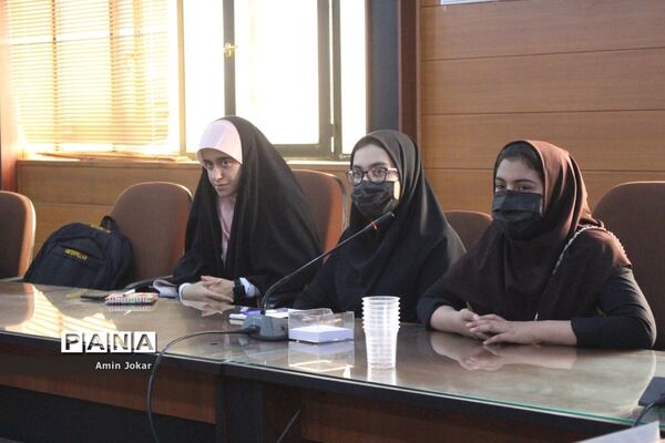 برگزاری نشست تبیینی سواد رسانه‌ای ویژه دانش‌آموز‌خبرنگاران خبرگزاری پانا فارس