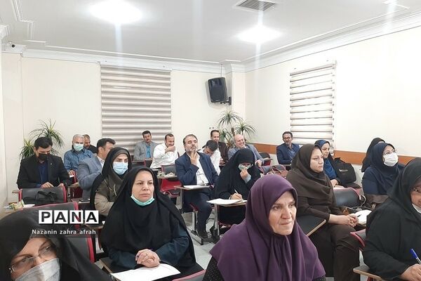 آیین تکریم و معارفه معاون پرورشی و تربیت‌بدنی آموزش و‌ پرورش رودهن