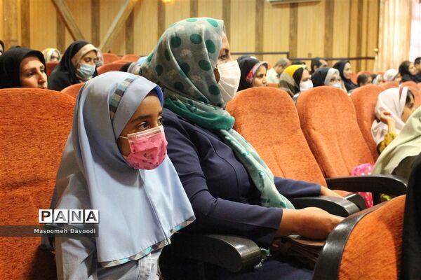 برگزاری جلسه توجیهی طرح سکوی ایران قوی در ناحیه 3 شیراز