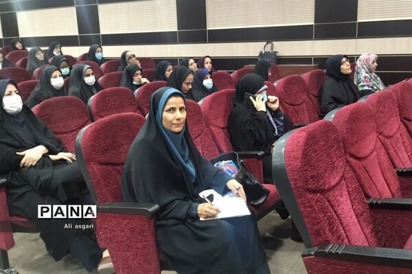 جلسه توانمندسازی معاونان و مربیان پرورشی مدارس شهرستان شهریار