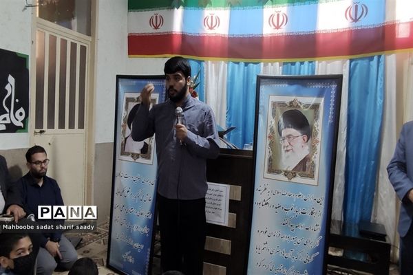 برگزاری جشن هفته وحدت در آموزش و پرورش‌ ناحیه ۴ شیراز